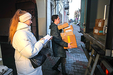 Около 10 тонн благотворительной помощи собрали женщины Брестской области для детей Донбасса