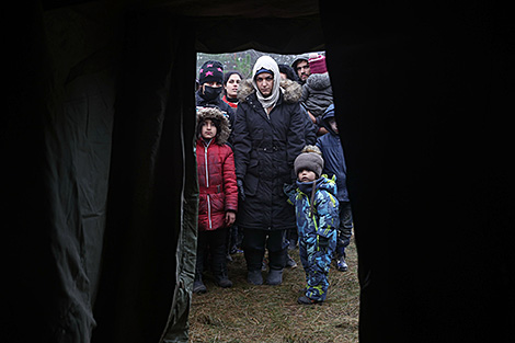 ФПБ паставіць яшчэ 15 машын гуманітарнай дапамогі для бежанцаў на беларуска-польскай граніцы