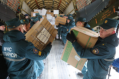 一批重10吨的医疗用品从中国运往白俄罗斯