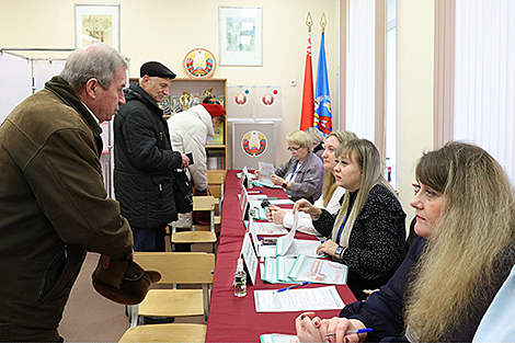 Явка избирателей на 16.00 на выборах Президента Беларуси составила 75,49%