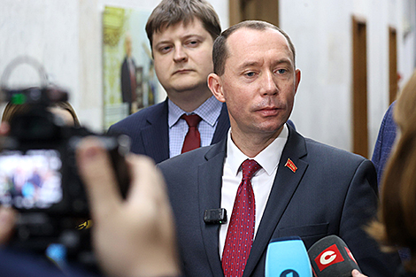 ЦИК зарегистрировал Сыранкова кандидатом в Президенты Беларуси