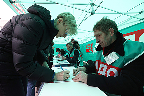 Over 700,000 signatures collected for Lukashenko’s nomination as presidential candidate