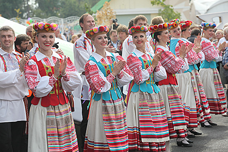 Основной темой Дня белорусской письменности станет Год народного единства - Бузовский