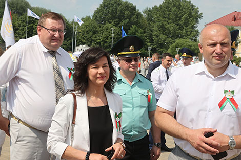 Акулович: судьбы белорусов должны быть сложены не в фронтовые треугольники, а в счастье