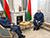 Leaders of Belarus, Oman continue talks in informal setting