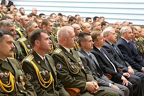 Сбп беларусь. Сбп беларусь. Сбп беларусь. Служба безопасности президента беларуси. Охрана президента беларуси.
