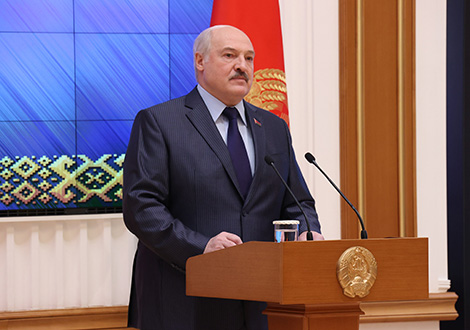 "Это лишь вершина айсберга". Лукашенко о ситуации вокруг и внутри Беларуси