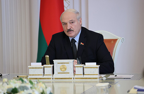Лукашенко: предстоит серьезно проанализировать концепцию исторического развития Беларуси