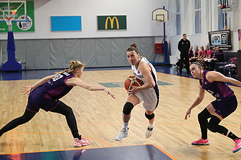 Экипаж Вязовича выиграл этап "Дакара-2019", но оказался на пятом месте из-за штрафа