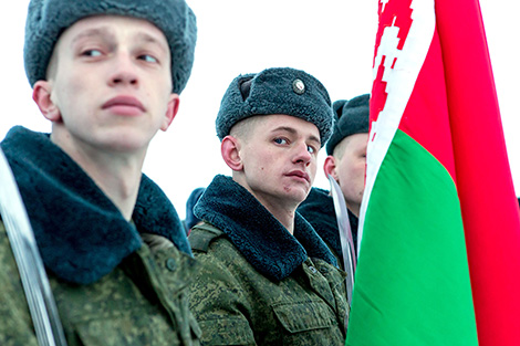 Лукашенко: Воины-интернационалисты наряду с ветеранами воспитывают молодое поколение в духе патриотизма