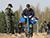 Лукашэнка ў час суботніка пасадзіў дрэвы ў Нацыянальным парку "Прыпяцкі"