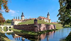 ТОП-10 самых известных замков и дворцов Беларуси: их стоит увидеть!