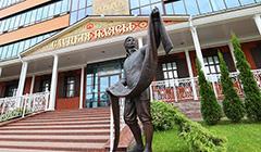 Что посмотреть в Слуцке: шелковые пояса роскоши, княгини воительница и праведница, самая старая гимназия страны и артефакты космического уровня