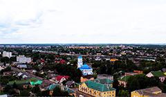 Что посмотреть в Барановичах и окрестностях: город вокзалов и поездов, шедевры мирового искусства под сводами собора, жирандоль поэта-кузнеца и уникальная треугольная церковь