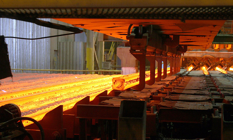В цехе Белорусского металлургического завода