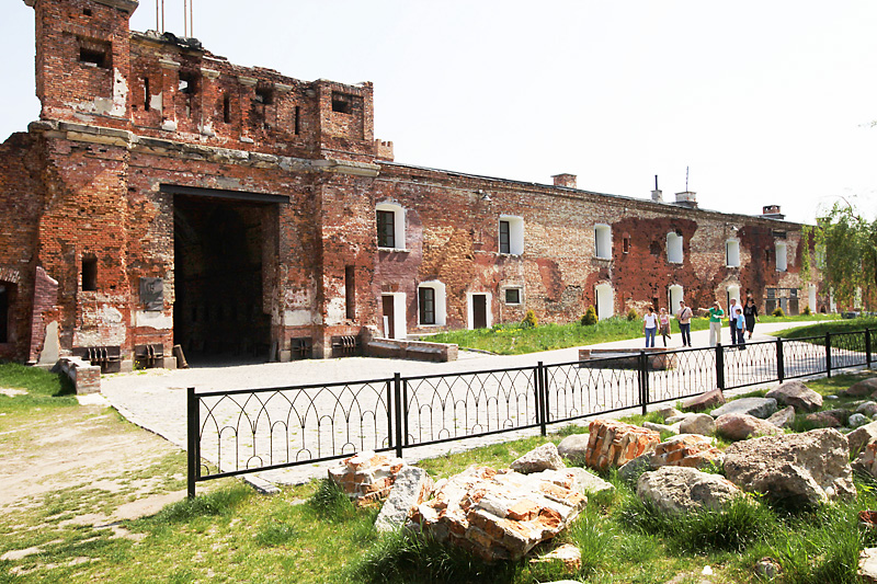 Brest Fortress fortifications