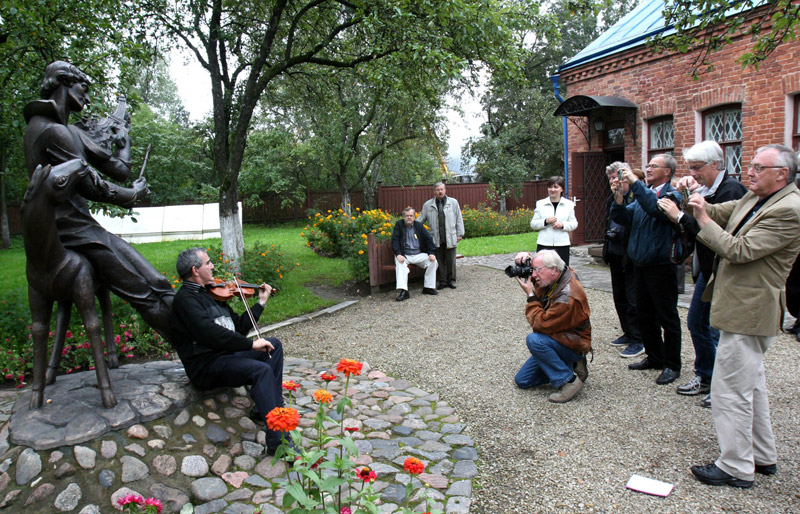 Representatives of Sweden, Denmark and Norway visit the Marc Chagall Museum