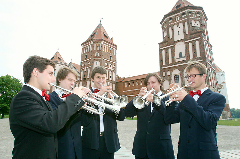 The arts festival titled “Mir Castle - the Pride of the UNESCO”