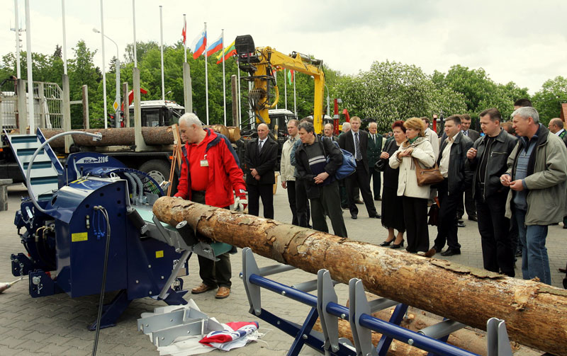 Timber industry expo Lesdrevtech