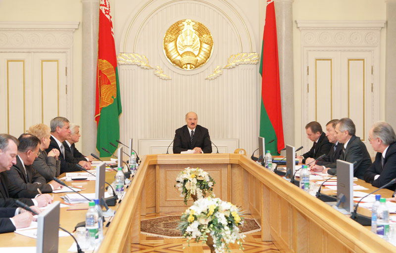 President of the Republic of Belarus holds a meeting on streamlining the election legislation, 2009