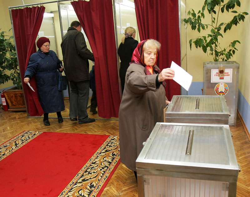 Voting at the elections in Vitebsk in 2008