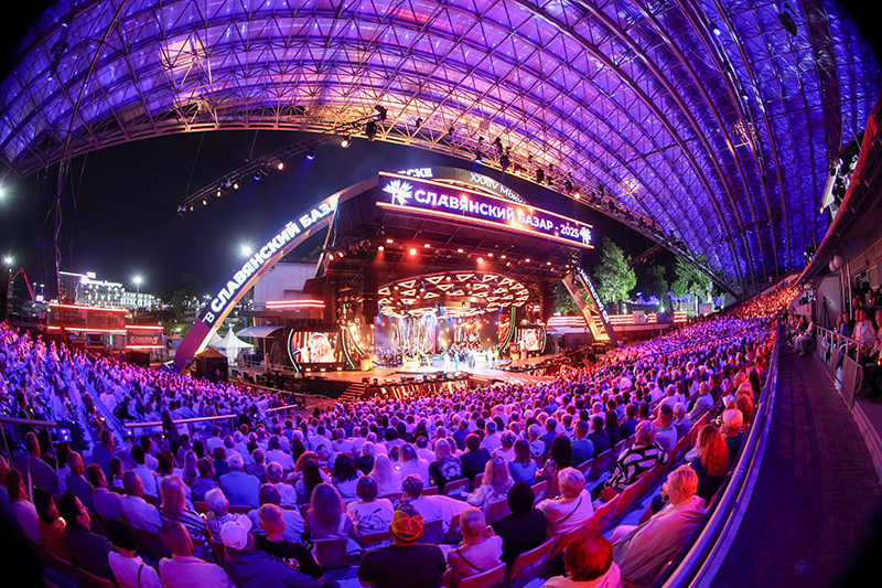 The Summer Amphitheatre is the main stage of the international art festival Slavonic Bazaar in Vitebsk