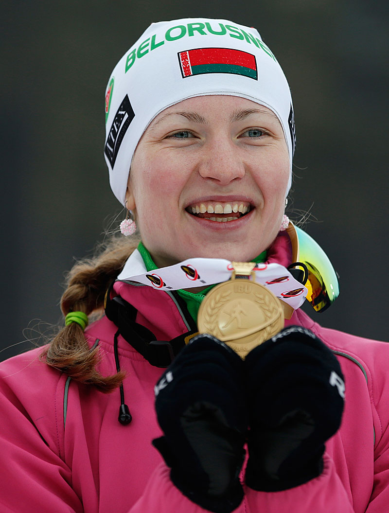 Дарья Домрачева завоевала золото в масс-старте на чемпионате мира по биатлону в чешском Нове-Место (2013)
