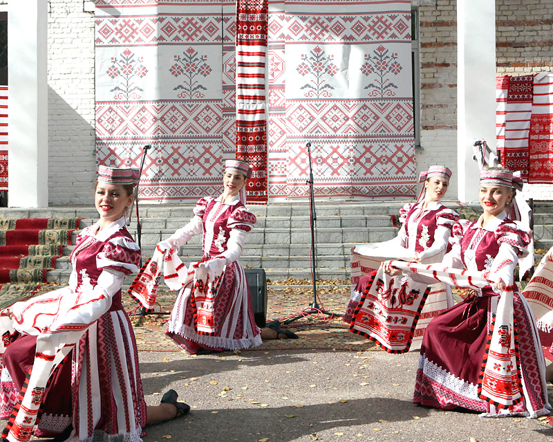 Праздник белорусского рушника в деревне Неглюбка