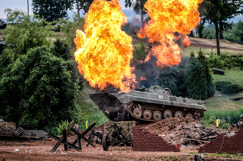 Tank biathlon on Stalin’s Line