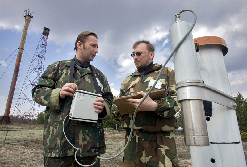 波列斯基国家辐射生态保护区辐射生态部门员工
