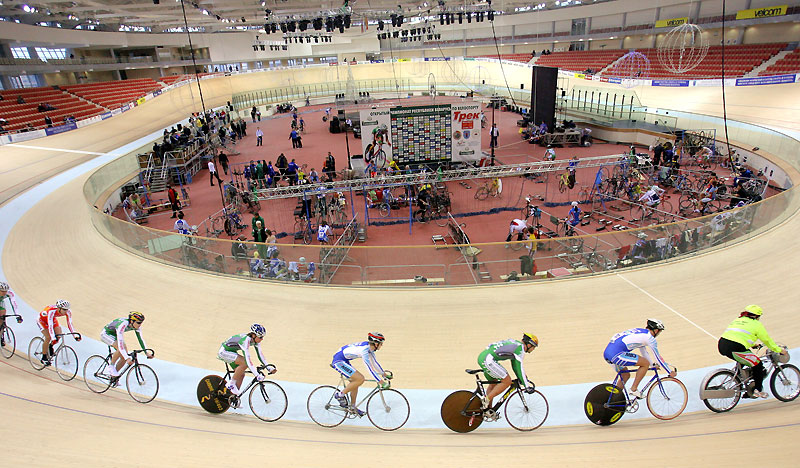 在“明斯克竞技场”自行车赛场举办的白俄罗斯场地自行车竞速公开赛