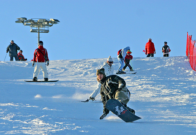 “西里奇”共和国滑雪中心开幕季