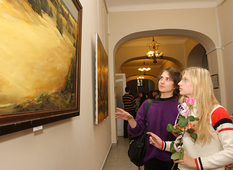 Exhibition of Belarusian artists at the Pavel Maslenikov Mogilev Oblast Art Museum