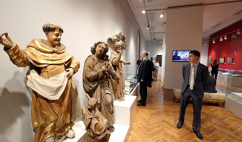Ten Centuries of Art in Belarus exposition at the National Art Museum