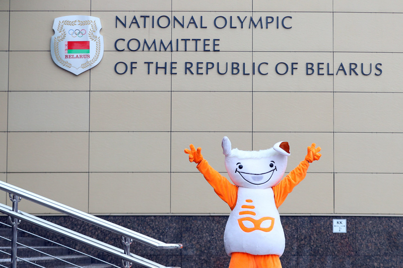 Agrik, a mascot of the Belarusian sports delegation
