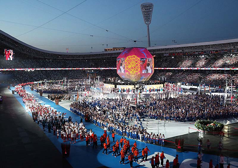 Парад спортсменов на церемонии закрытия II Европейских игр