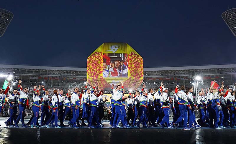 Парад спортсменов на церемонии закрытия II Европейских игр