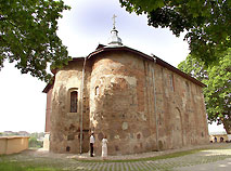 Коложская, или Борисоглебская, церковь возведена в первой половине XII века. Гродно