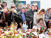 Orthodox believers celebrate the Easter