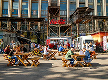 Pesochnitsa street food site in Minsk