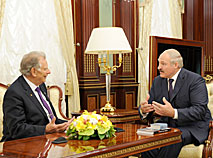 Vice President of the Russian Academy of Sciences Zhores Alferov meets with President of Belarus Alexander Lukashenko (2012)
