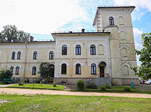 Mavrosov Estate in the agro-town of Tarnovo, Lida District