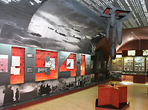 Зала музея абароны Брэсцкай крэпасці, прысвечаная пачатку вайны