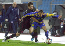 BATE vs Everton. Aleksandr Yurevich and Diniyar Bilyaletdinov