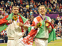 Victoria Azarenka and Max Mirnyi takes the 2012 Olympic mixed doubles champion title
