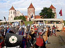 The Heritage of the Past, an international medieval reenactment festival, in Mir Castle