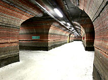 An underground terrainkur route for controlled walking