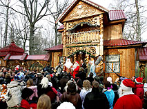 Белорусский Дед Мороз и финский Санта-Клаус встретились в Беловежской пуще (2006)