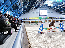 Women's show jumping competition in Ratomka