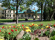 Loshitsa manor and park complex in Minsk